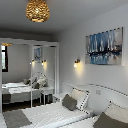 - Sleeps 2 3 - Terrace - Pool - Διαμέρισμα San Bartolomé