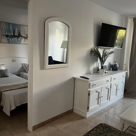 Διαμέρισμα - Sleeps 2 3 - Terrace - Pool - San Bartolomé
