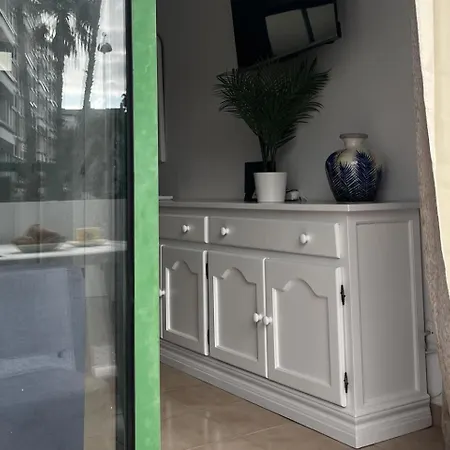 - Sleeps 2 3 - Terrace - Pool - Διαμέρισμα *